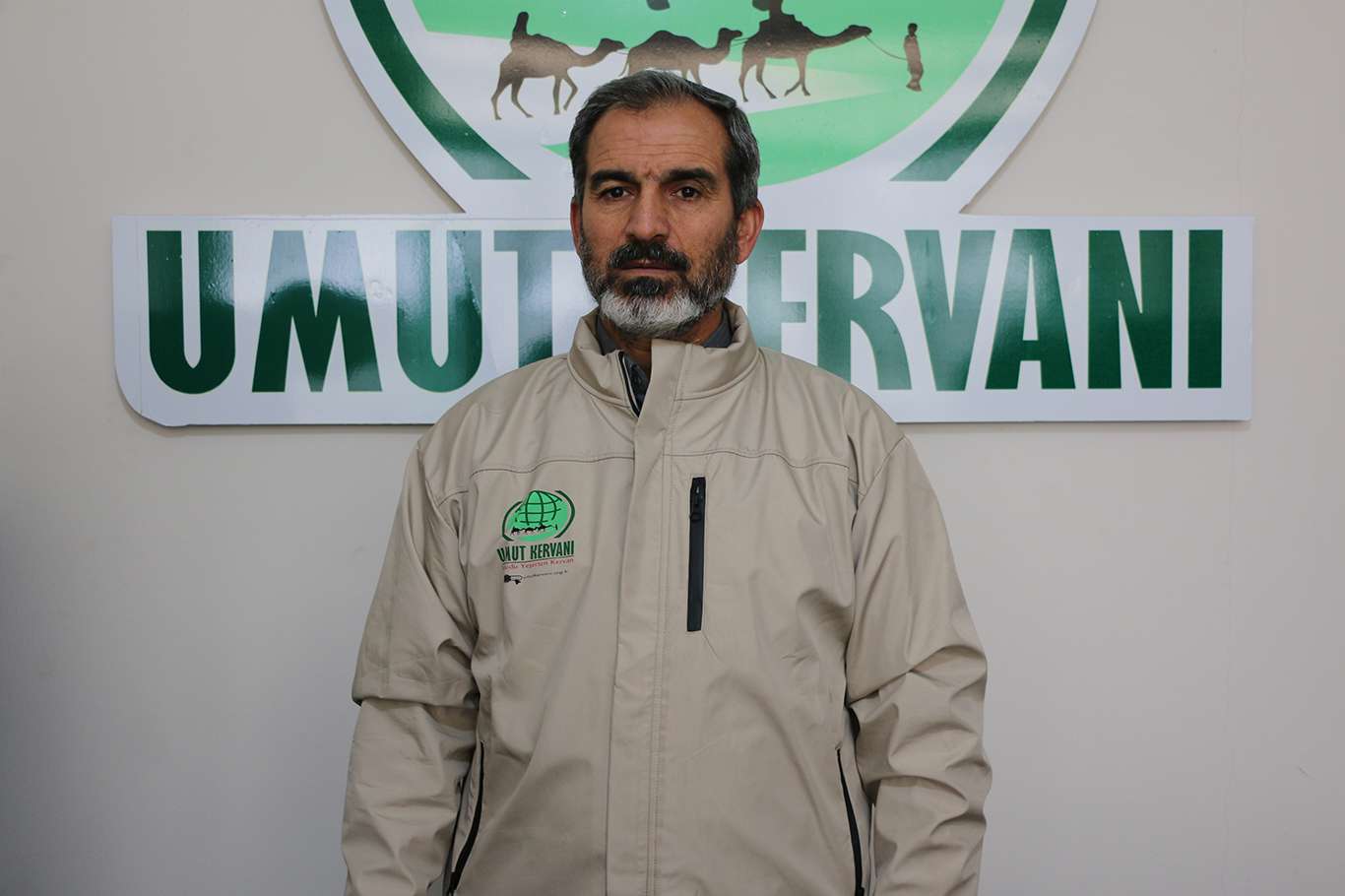 Şanlıurfa Umut Kervanı Başkanı Çelik: İdlib'de barınma yeri ve çadıra ihtiyaç var Şanlıurfa Umut Kervanı Başkanı Çelik: İdlib'de barınma yeri ve çadıra ihtiyaç var